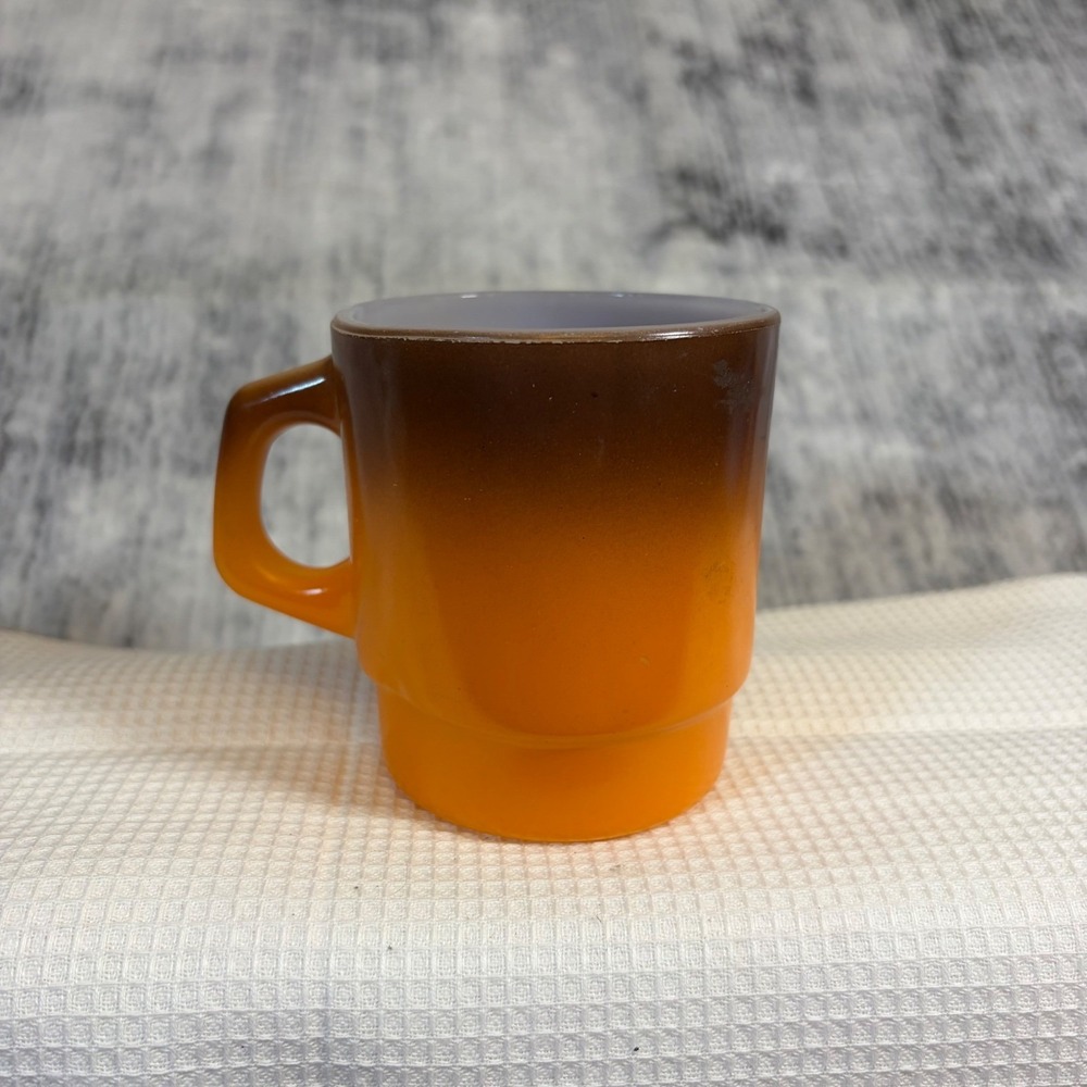 Vintage Anchor Hocking Fire-King Orange Brown Ombre Stackable Milk Glass Mug